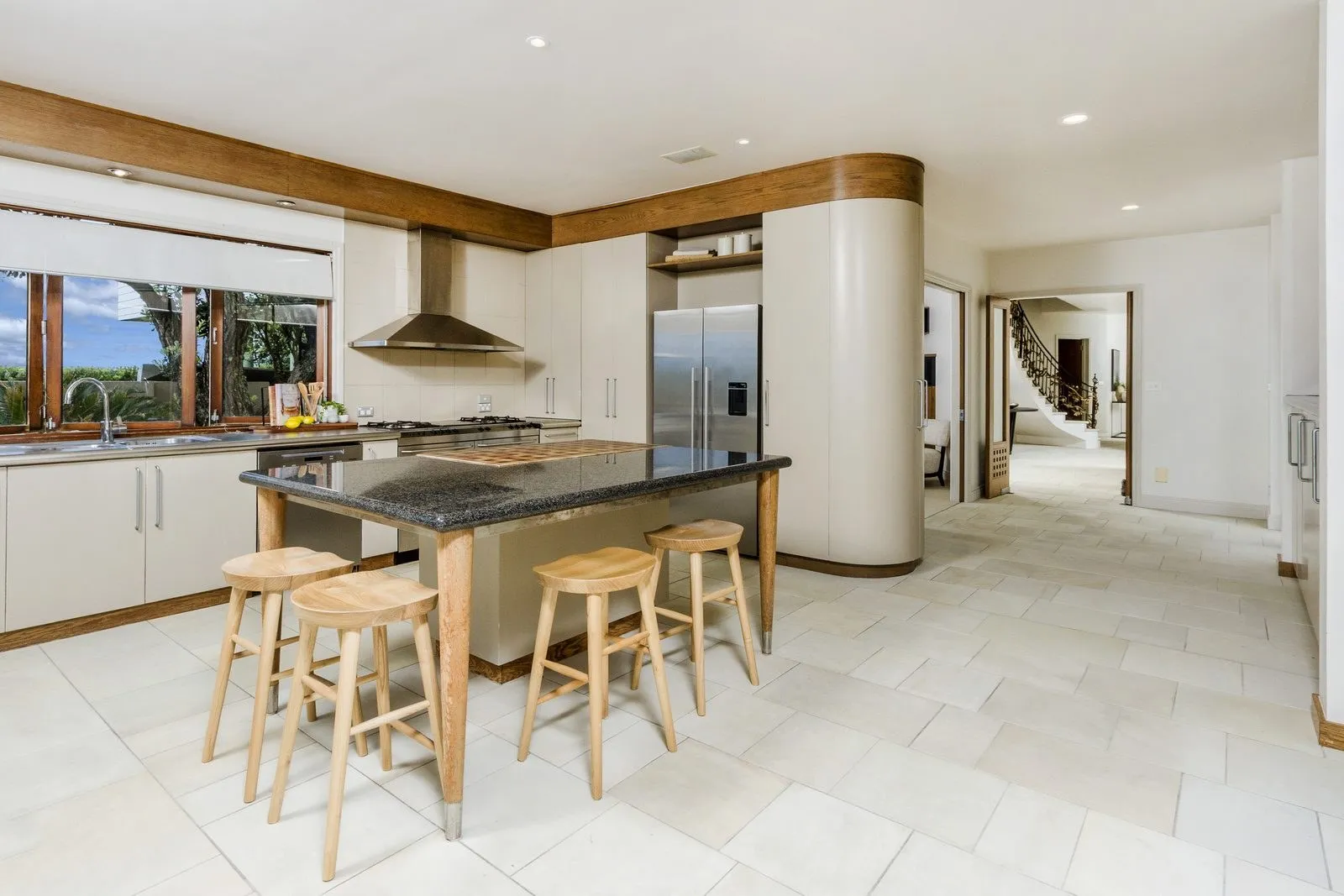 Milford Beach kitchen before the renovation